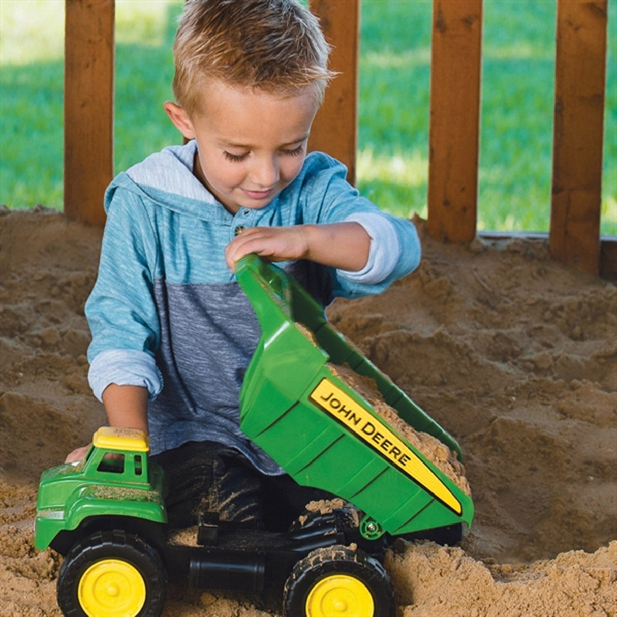 John Deere Big Scoop Dump Truck