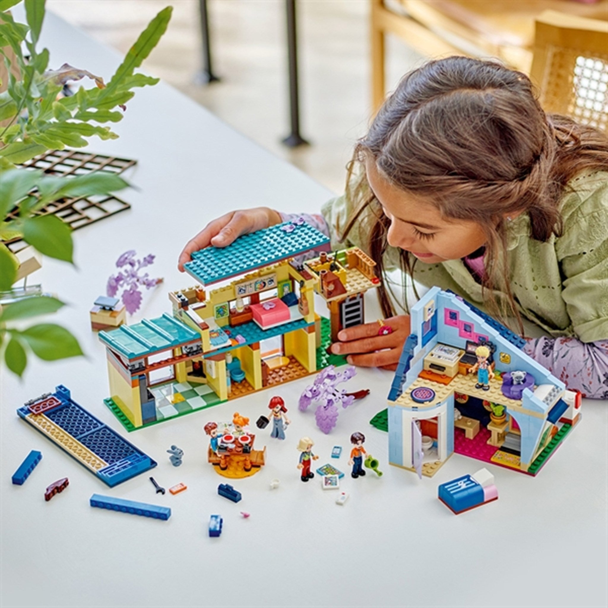 LEGO® Friends Ollys och Paisleys Familjehus 2