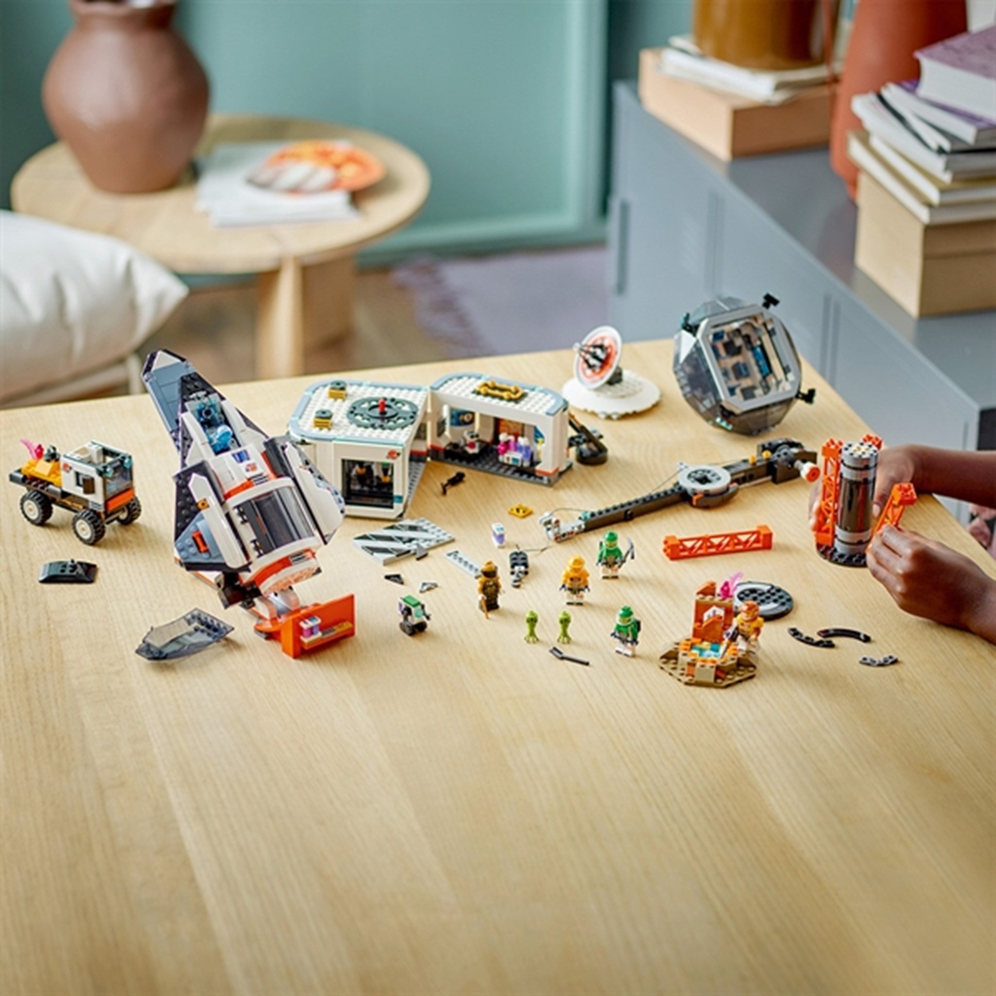 LEGO® City Rymdbas och Raketuppskjutningsramp 5