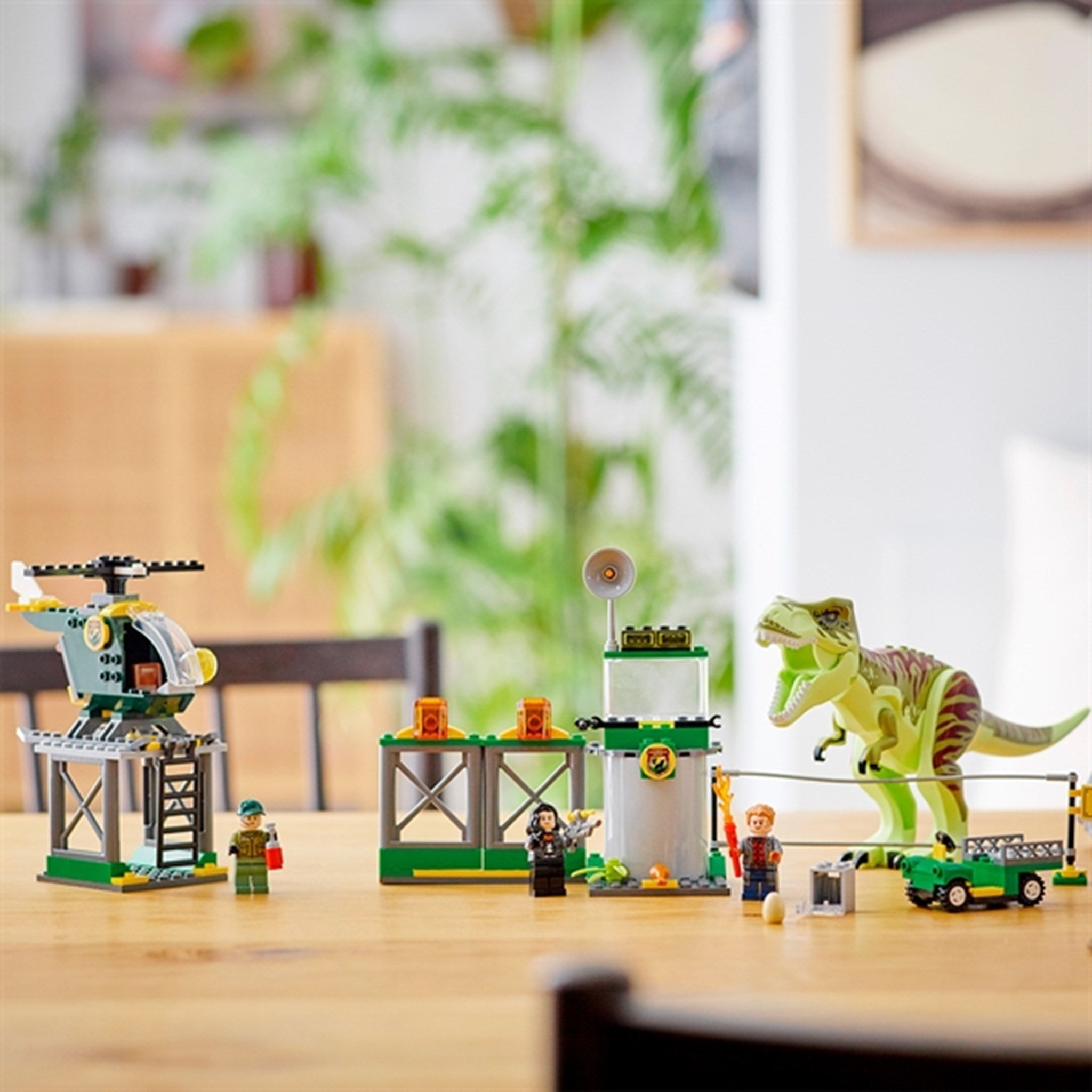LEGO® Jurassic World™ T. rex – Dinosaurieflykt 5
