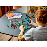 LEGO® Minecraft® Svärdsutposten 4