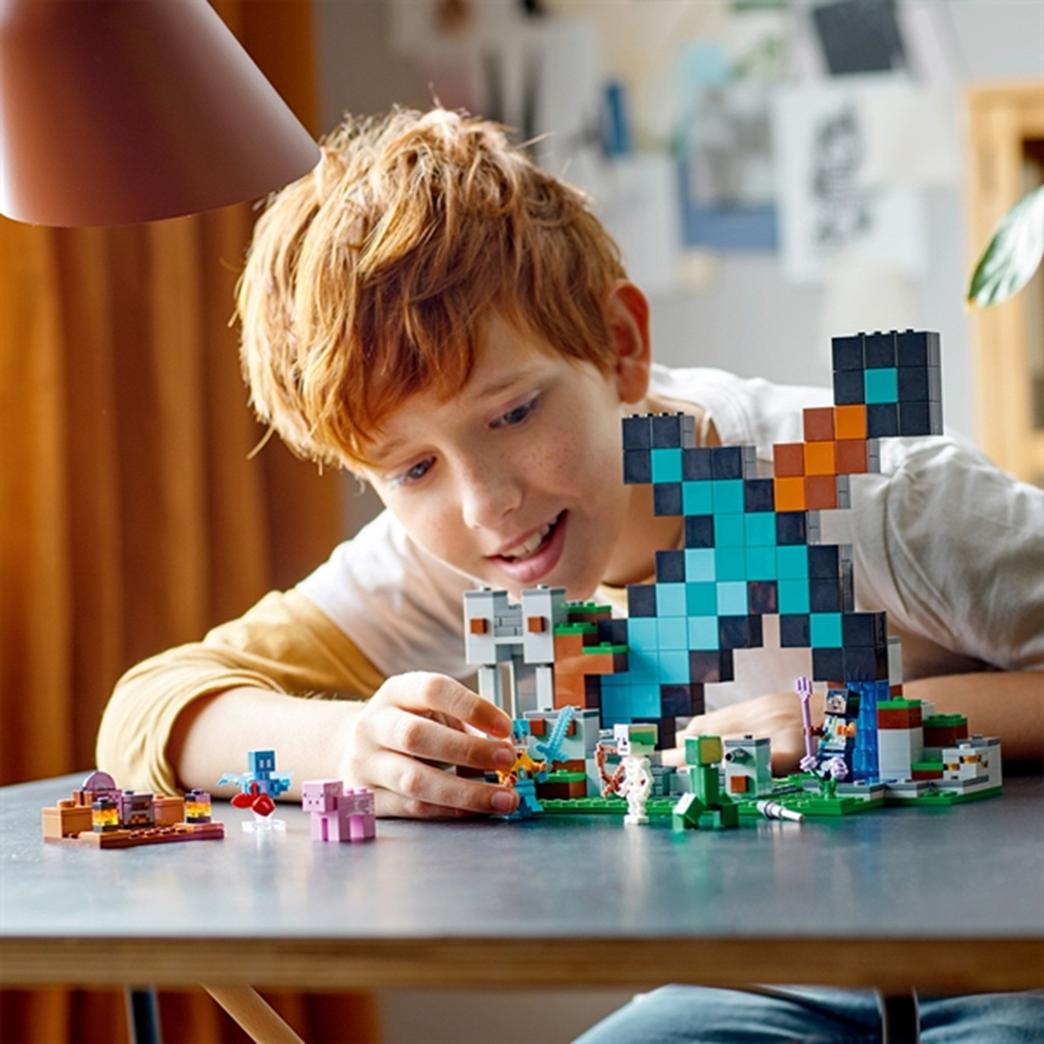 LEGO® Minecraft® Svärdsutposten 2