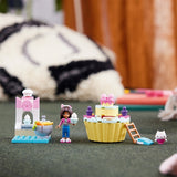 LEGO® Gabby's Dollhouse Rolig Bakning med Muffin 7