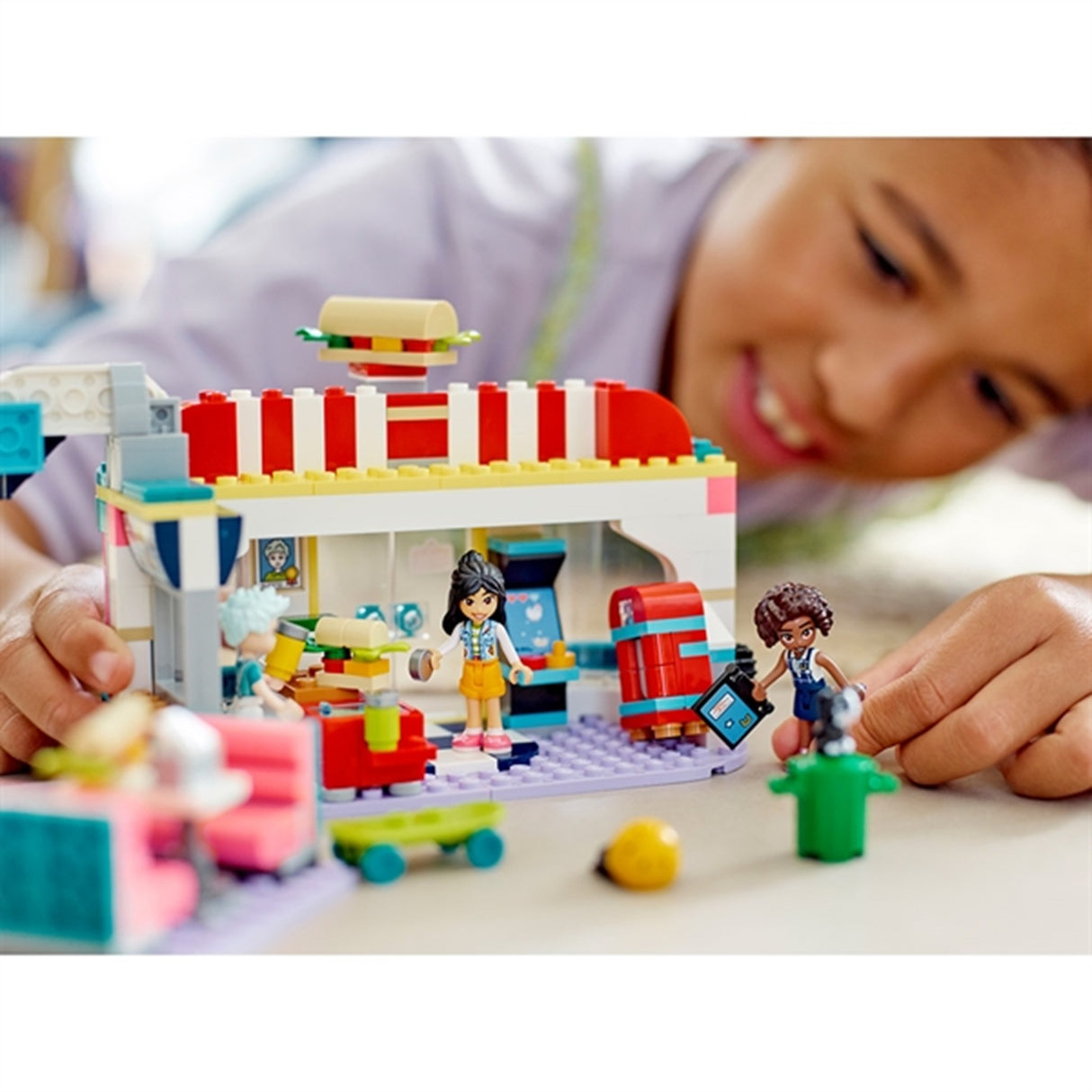 LEGO® Friends Heartlakes Servering