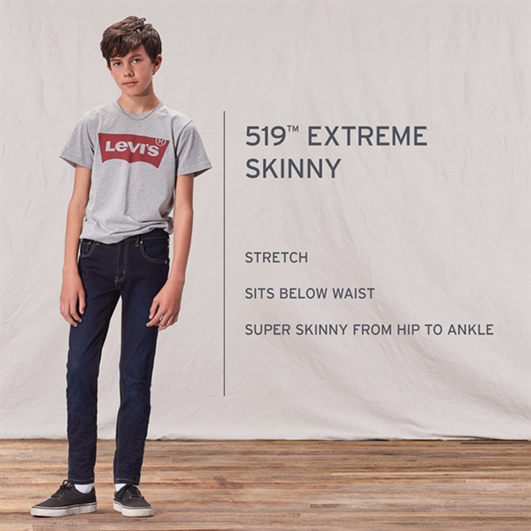 Köp Levi's 519 Jeans Super Skinny Fit Forever Black | Luksusbaby –  Luksusbaby SE