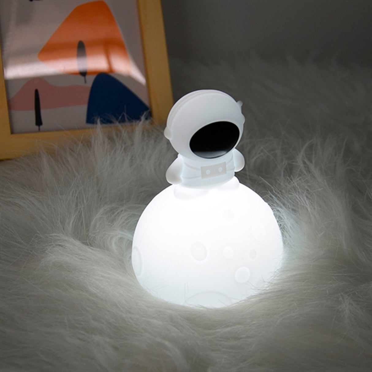 LumieWorld® LumiPets® Night Light Astronaut 4