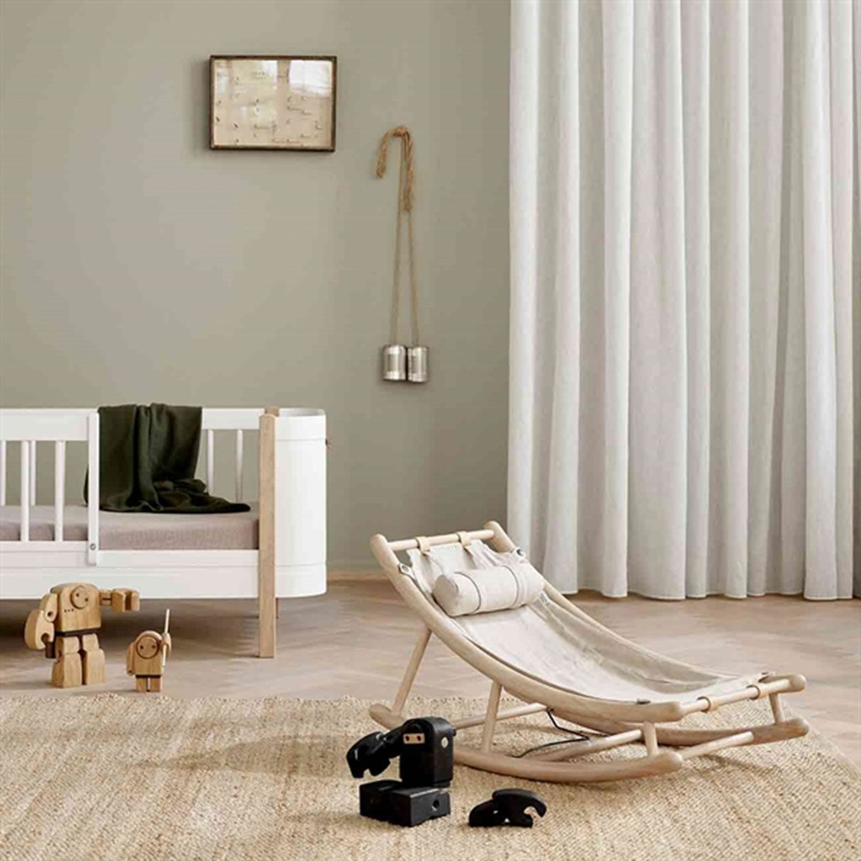 Oliver Furniture Wood Baby & Junior Gungstol Ägg/Natur 3