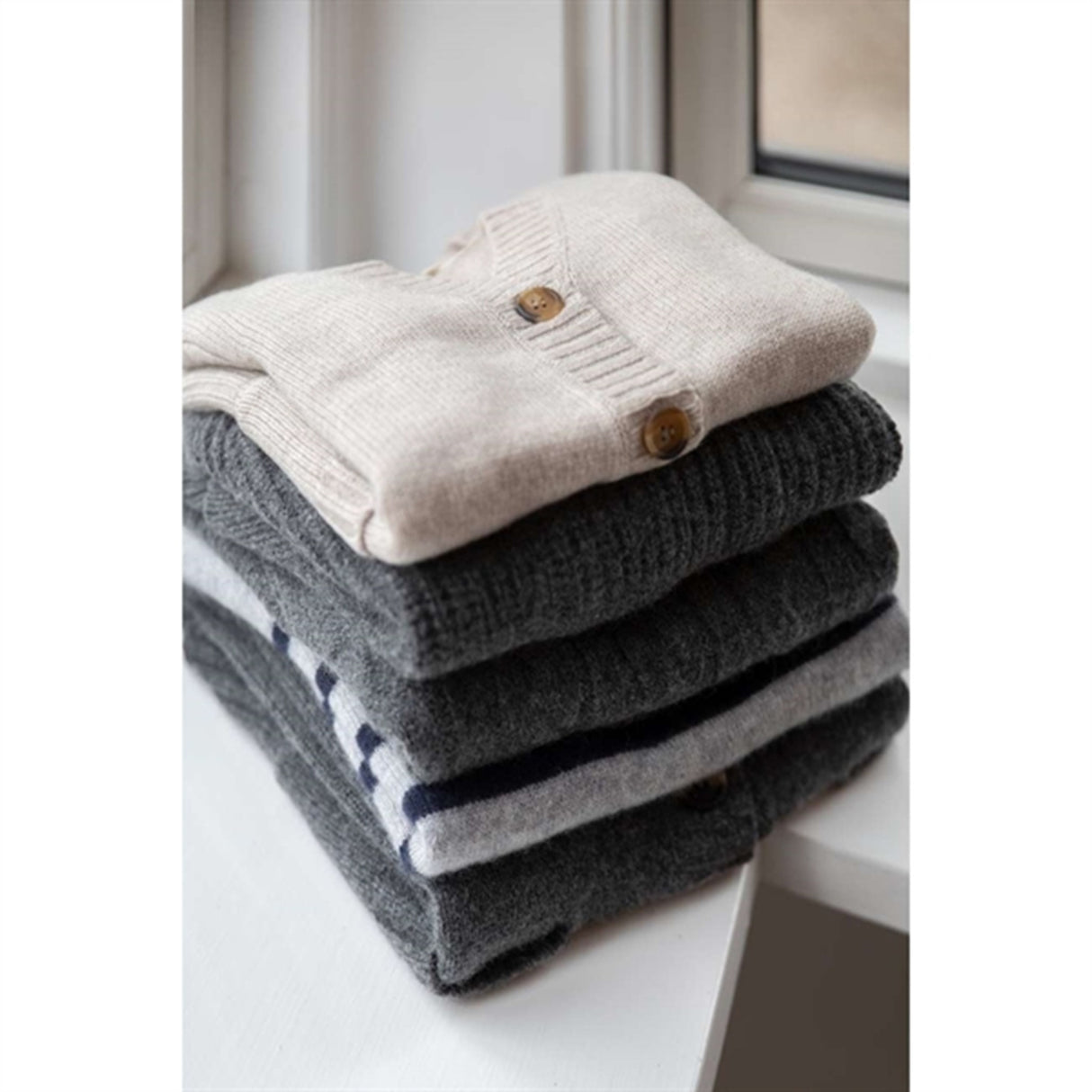 HOLMM Oxford Stripe Opal Cashmere Stickat Pullover