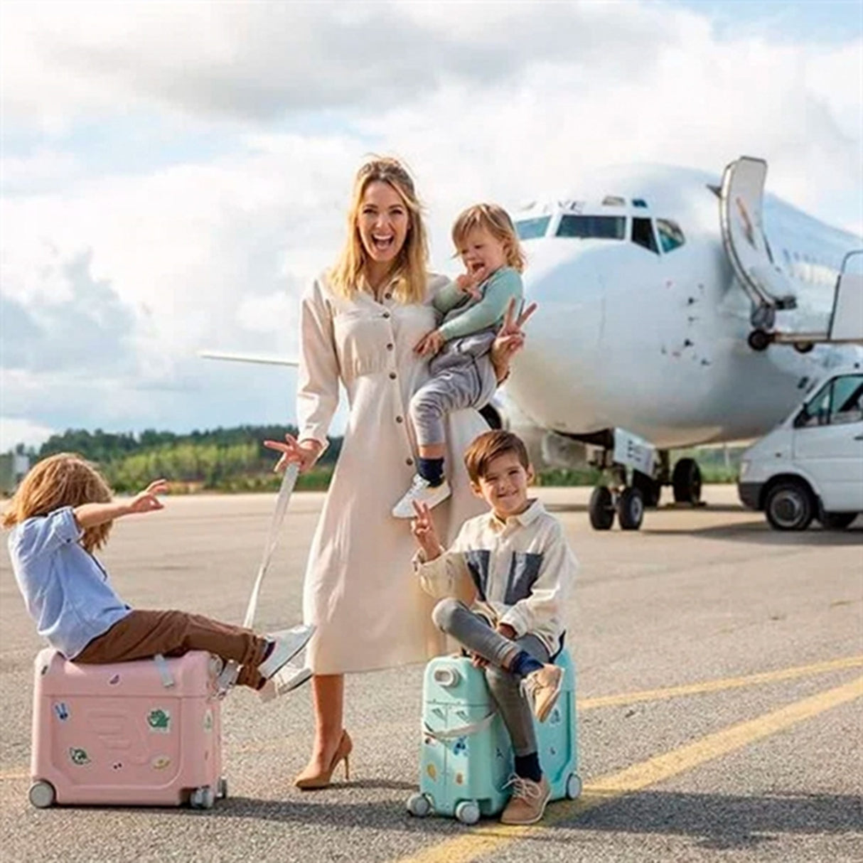 JetKids™ by Stokke® BedBox Black 2