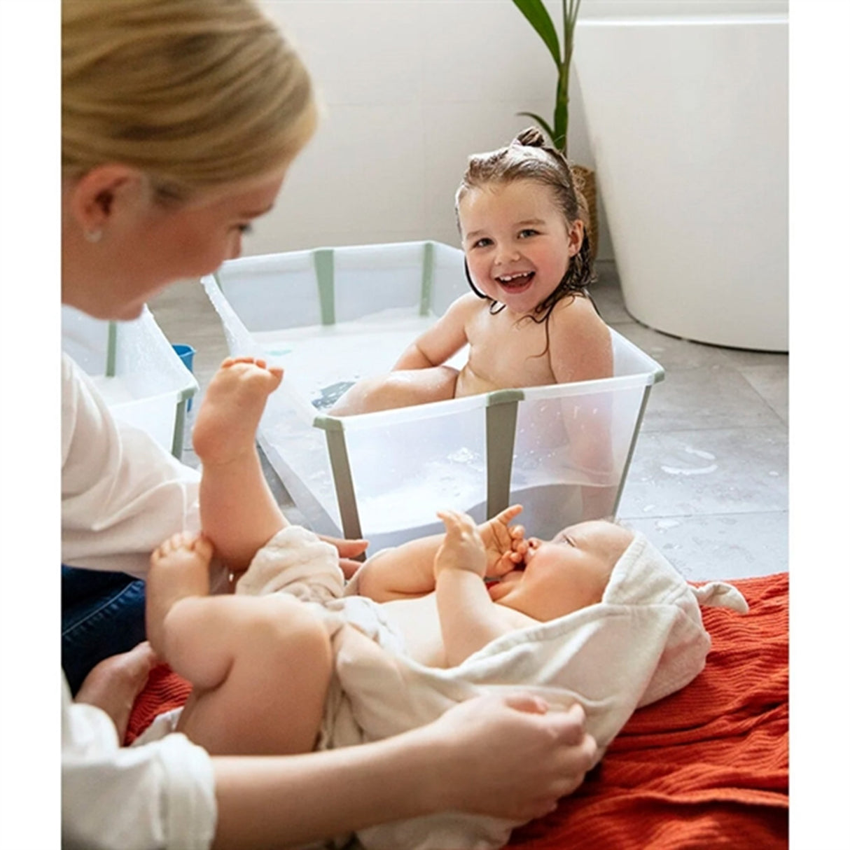 Stokke® Flexi Bath ® X-Large Transparent Blue 2